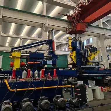 Cliente ruso ordenó una roladora de anillo CNC